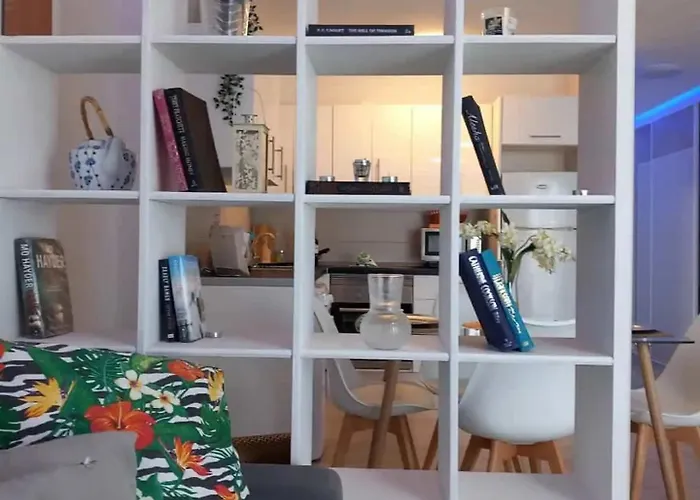 Heights 7 - Two Bed Los Cristianos (Tenerife)